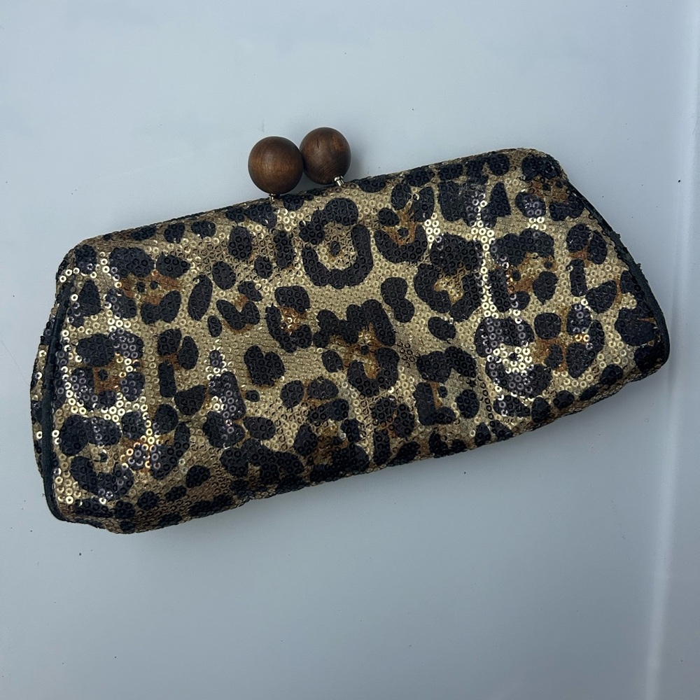 GUC Chico’s Leopard Print Sequin Kiss Lock Clutch